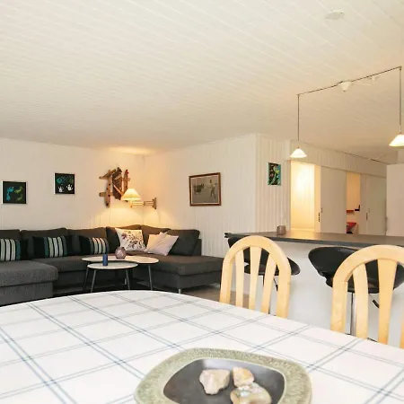5 Person In H Jslev Højslev