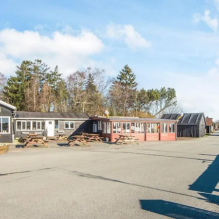 5 Person In * Højslev