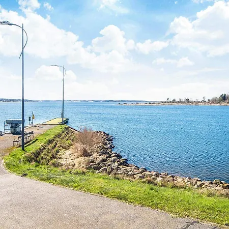 5 Person In Tatil Evi